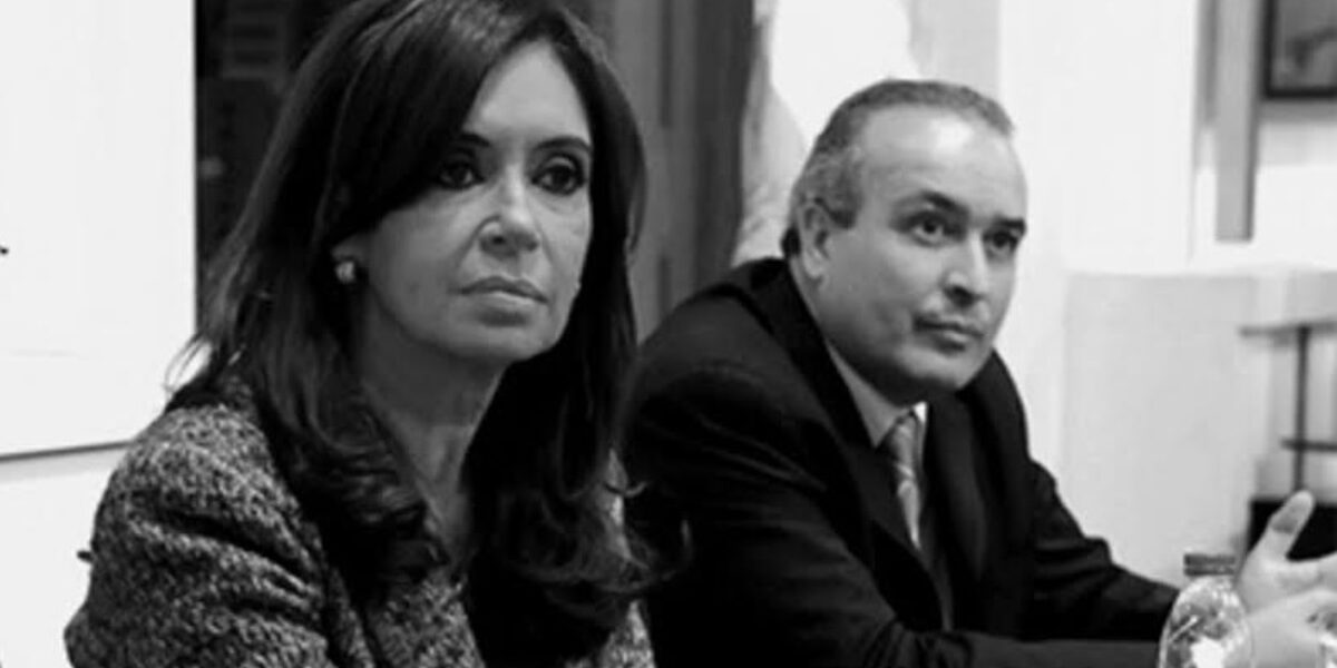 José Francisco López es Cristina Fernández