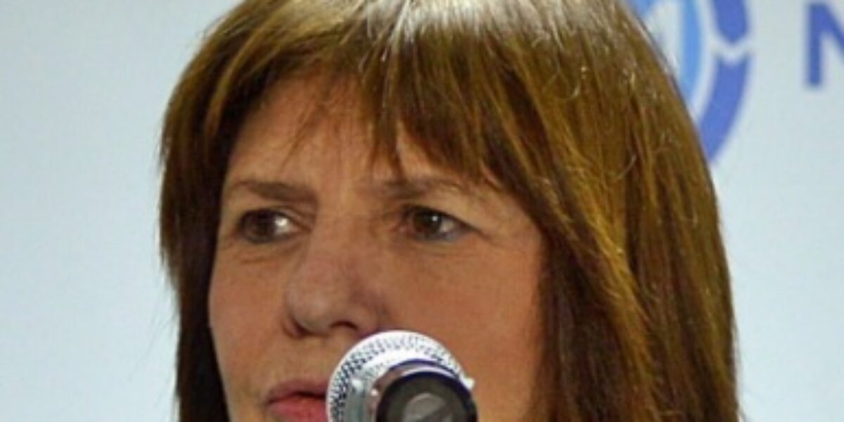 Bullrich: “Ojalá que todo salga bien y que Gómez Centurión vuelva”