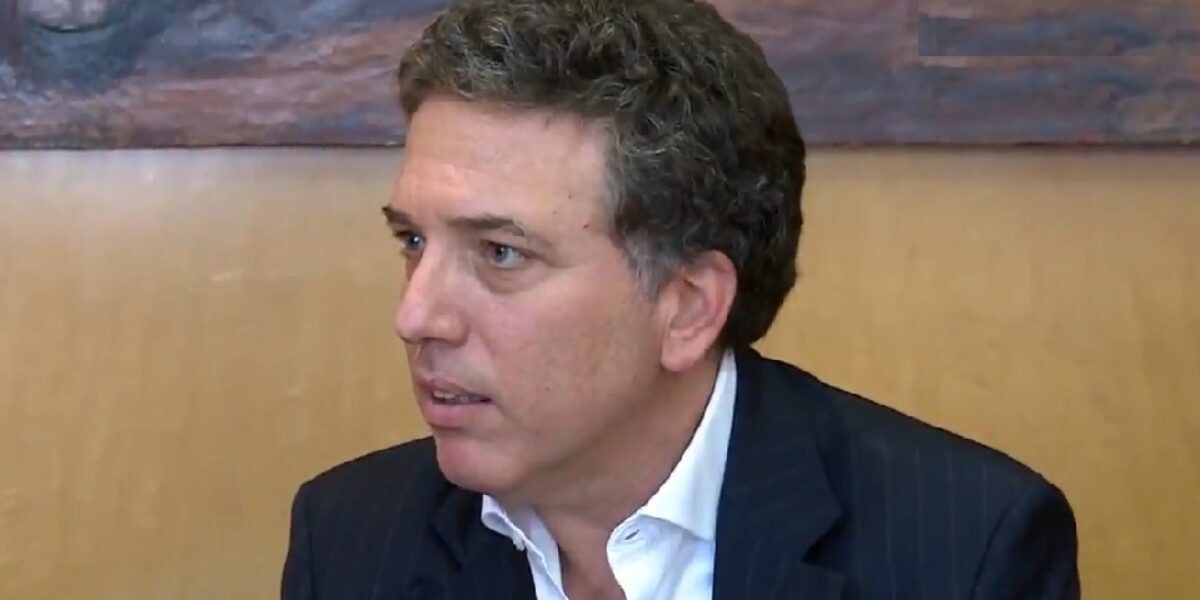Dujovne: “Tenemos que crecer de manera persistente todos los años”