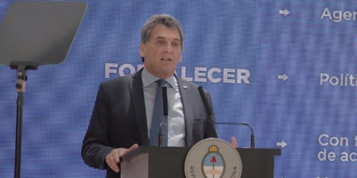 Avruj: “El Presidente puso en agenda a los derechos humanos desde el primer día”