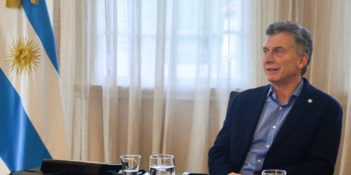 La corrida cambiaria está haciendo lo que Macri no pudo o no quiso