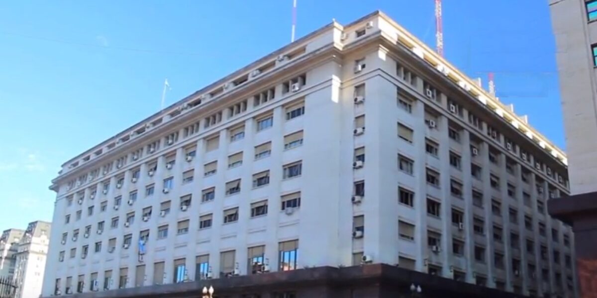 El pseudo plan económico acaba se volar por los aires